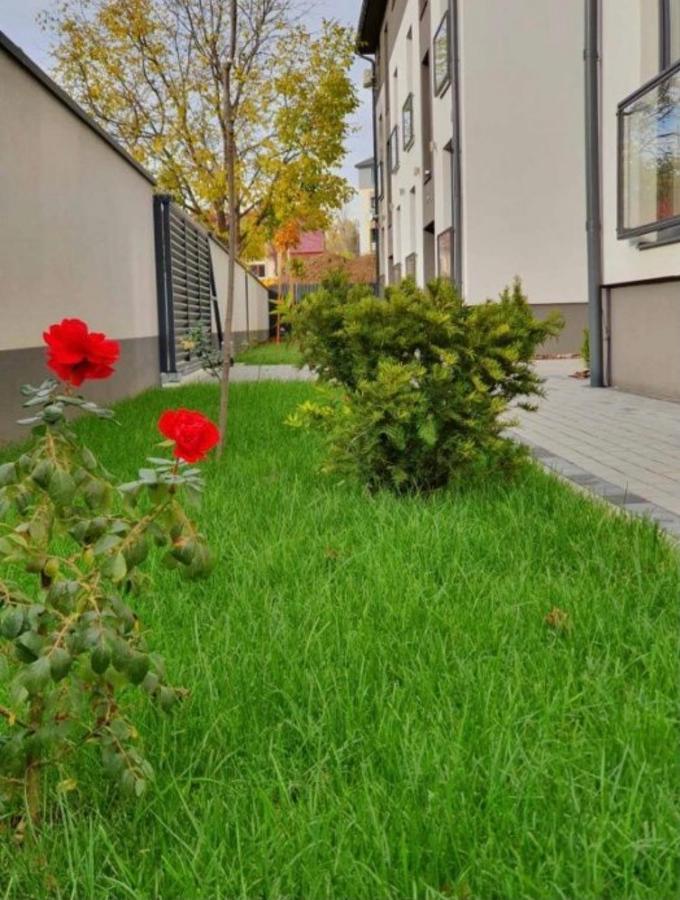 Квартира Подобово Uzhhorod Exterior photo